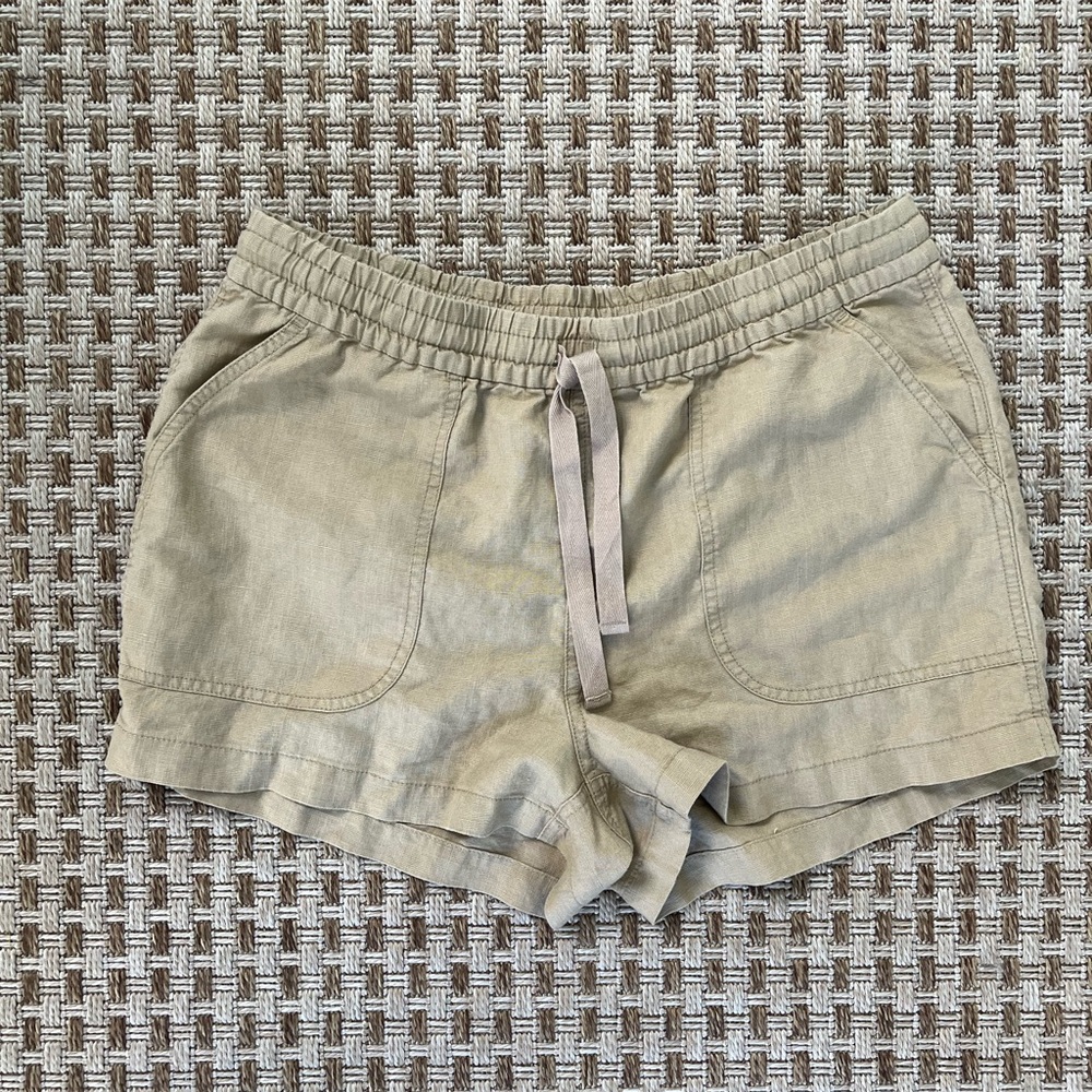 J crew khaki utility shorts m